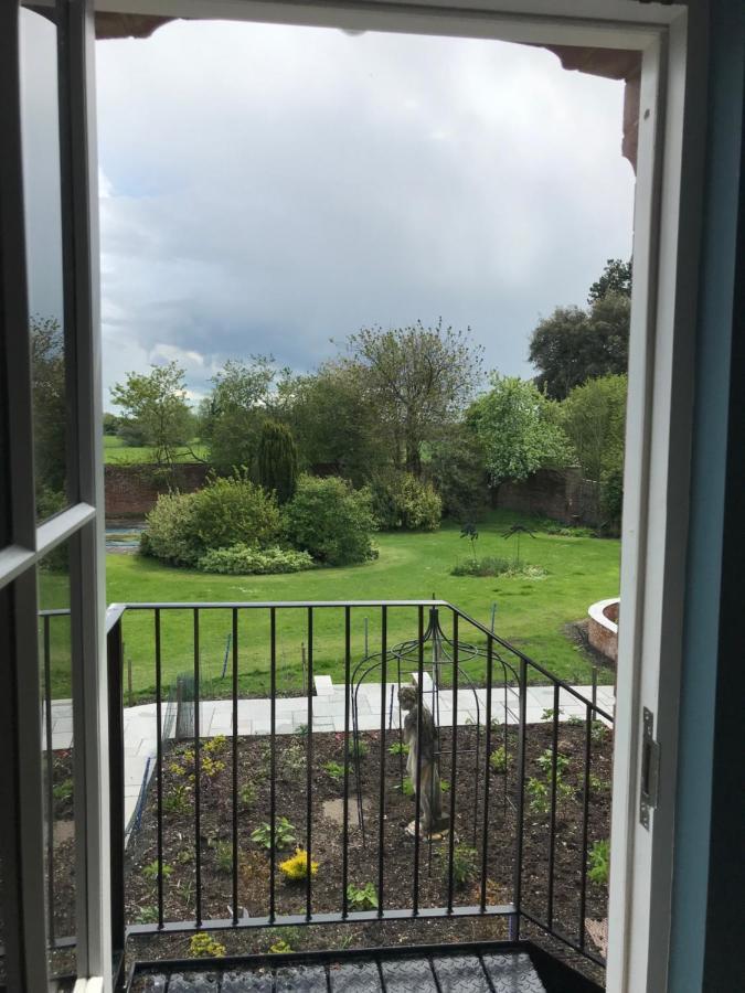 Cockloft Romantic Countryside Hideaway Bishops Cannings Bagian luar foto